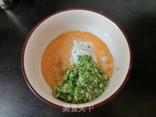 西蓝花蛋饼的做法步骤：3