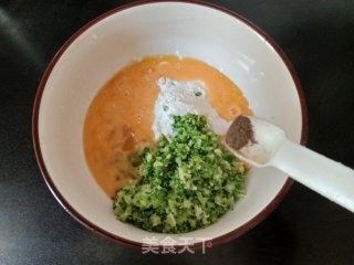 西蓝花蛋饼的做法步骤：5