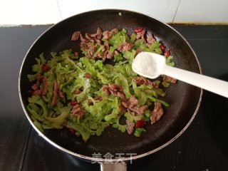 苦瓜炒牛肉的做法步骤：9
