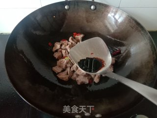 砂锅炖牛肉的做法步骤：9