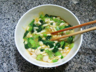 海鲜菇菜芯炒鸭蛋的做法步骤：9