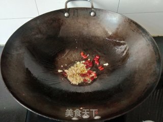 韭菜炒红薯粉的做法步骤：3