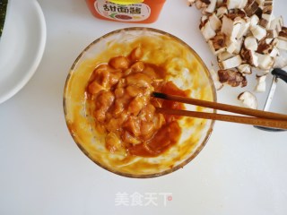 儿童版小熊萌宠香菇鸡丁盖饭的做法步骤：4