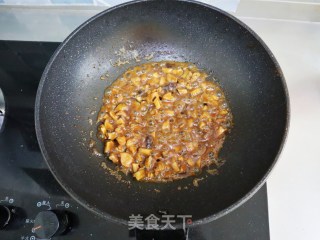 儿童版小熊萌宠香菇鸡丁盖饭的做法步骤：7