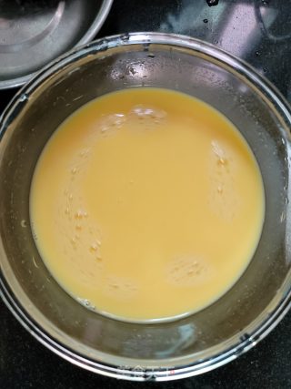 海参蒸蛋的做法步骤：3