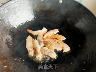 砂锅番茄土豆虾的做法步骤：5