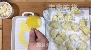 超香脆黄油烤薯角，奶香味十足，外壳酥脆，内里绵软有层次！的做法步骤：7