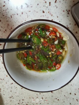 凉拌酸辣藕片的做法步骤：5