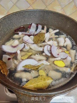 酱香鸡爪的做法步骤：3