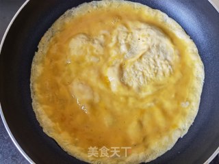 洋葱木耳拌鸡蛋皮的做法步骤：5