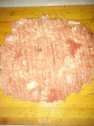野菜猪肉馅煎饺的做法步骤：3