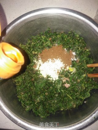 野菜猪肉馅煎饺的做法步骤：8