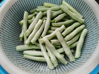 豆角烧茄子的做法步骤：2