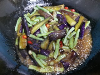 豆角烧茄子的做法步骤：9