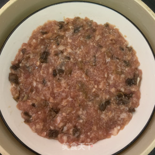 鹿茸菇蒸肉饼的做法步骤：8