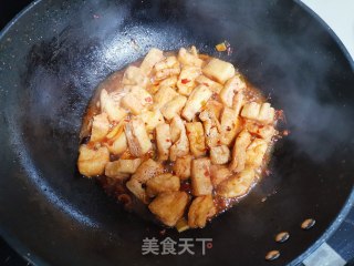 蒜苗烧豆泡的做法步骤：6