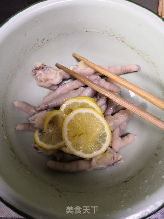 柠檬野山椒鸡爪的做法步骤：7
