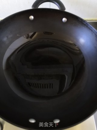 醋溜秋葵紫甘蓝的做法步骤：3