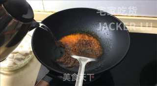 懒人版麻婆豆腐、又香又麻又辣，就着汤汁能吃两碗米饭。的做法步骤：6