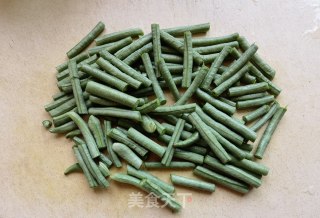 豇豆角炒虾仁的做法步骤：5