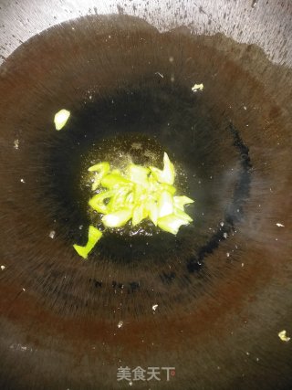 黄瓜木耳炒鸡蛋的做法步骤：6