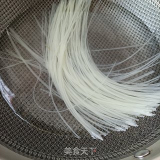 萝卜烧肉粉的做法步骤：2