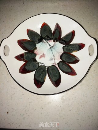 凉拌青椒皮蛋的做法步骤：5
