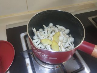 滑蛋虾球的做法步骤：9