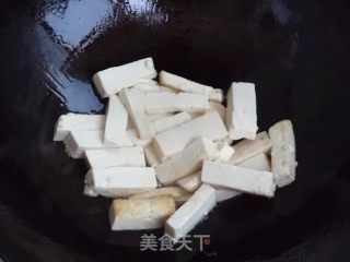 木耳烧豆腐的做法步骤：5