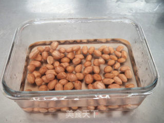 花生银耳小米粥的做法步骤：3