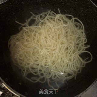 番茄牛肉拌面的做法步骤：11