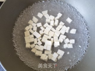 炝拌豆腐的做法步骤：2