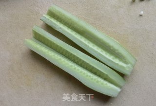荆芥黄瓜拌木耳的做法步骤：3
