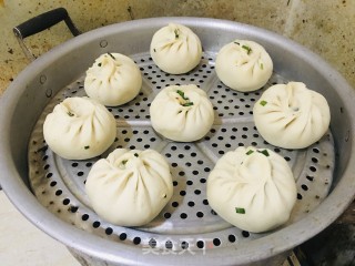 韭菜鸡蛋豆腐包子的做法步骤：5