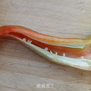 芹菜炒猪皮的做法步骤：4