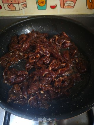 双椒牛肉的做法步骤：8