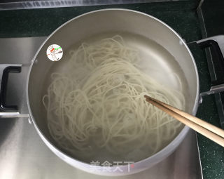 青菜鸡蛋面的做法步骤：8