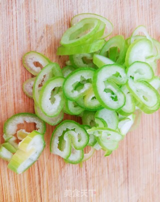 土豆片炒肉的做法步骤：6