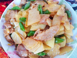 土豆片炒肉的做法步骤：15