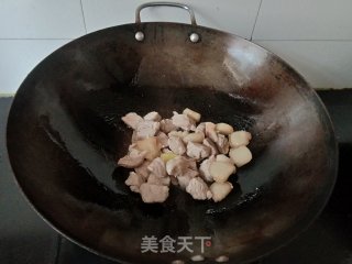 砂锅毛豆猪肉的做法步骤：5