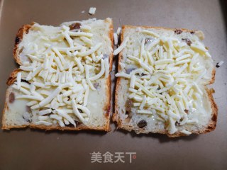 焦糖吐司的做法步骤：2