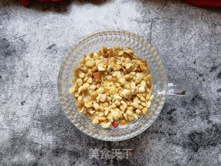 火龙果甜瓜油桃酸奶杯的做法步骤：6