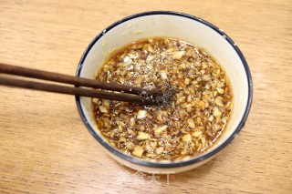 蒜泥白肉的做法步骤：12