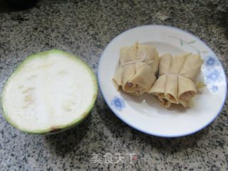 肉面结蒲瓜汤的做法步骤：1