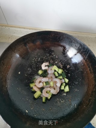 鲜虾鸡里蹦的做法步骤：4