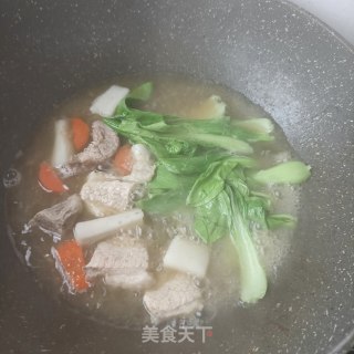 贵妃肉山药汤粉的做法步骤：7