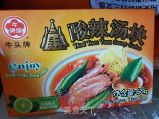 酸辣土豆烩丸子的做法步骤：1