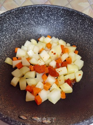 酸辣土豆烩丸子的做法步骤：8