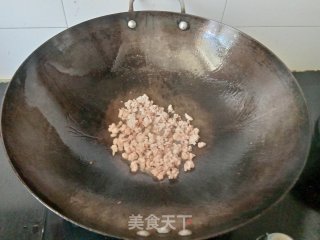 肉末炒包菜的做法步骤：2