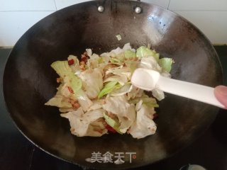 肉末炒包菜的做法步骤：6